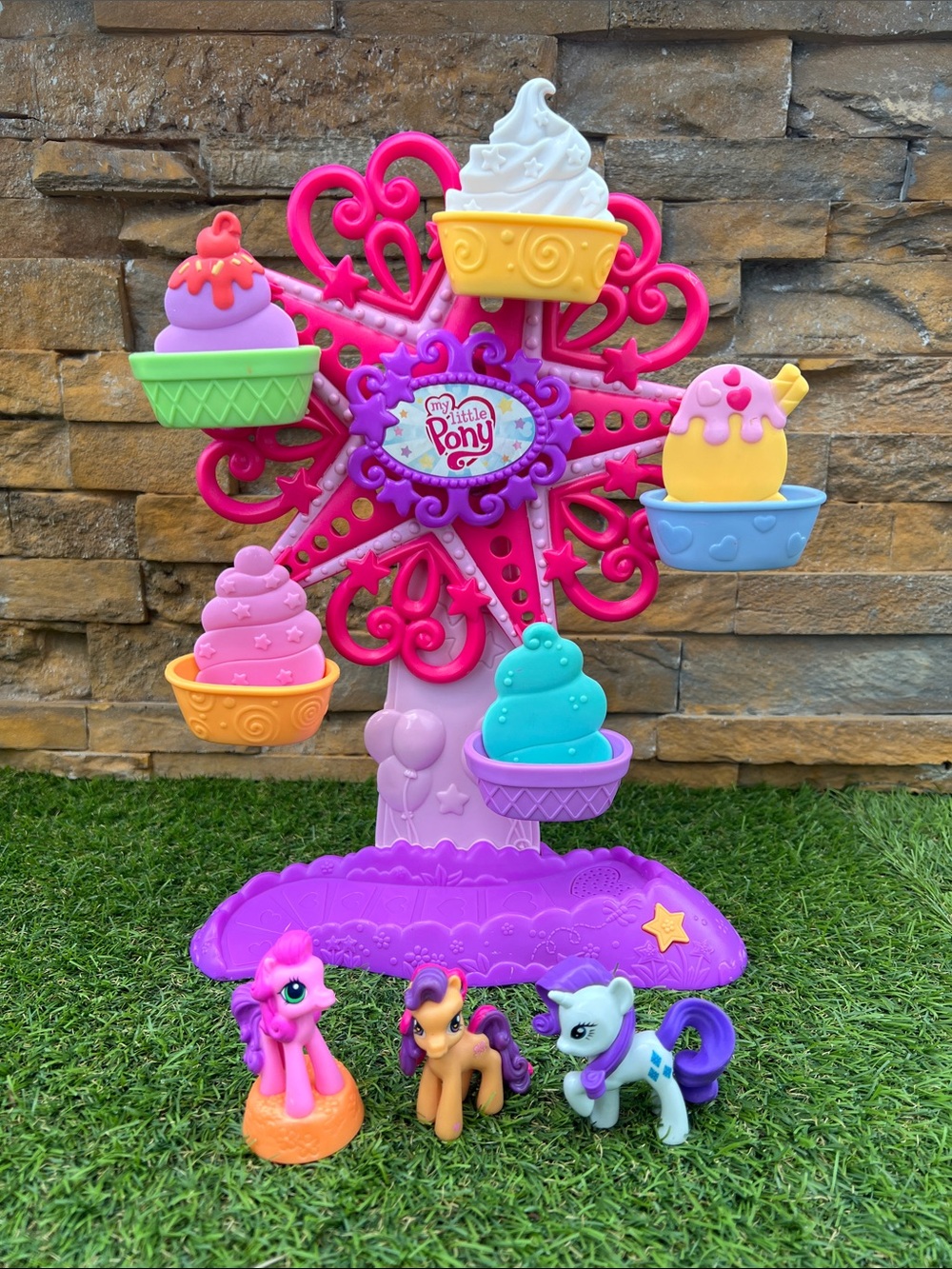 RETRO My Little Pony Ponyville Ferris Wheel Playset 2009 Y2K nostalgia HASBRO